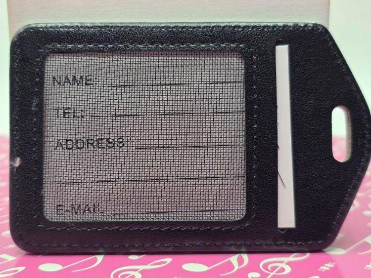 Barbershop lead luggage tag